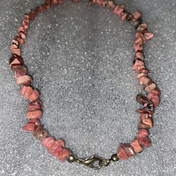 Rhodochrosite Chip Necklace 17” - Picture 2 of 4